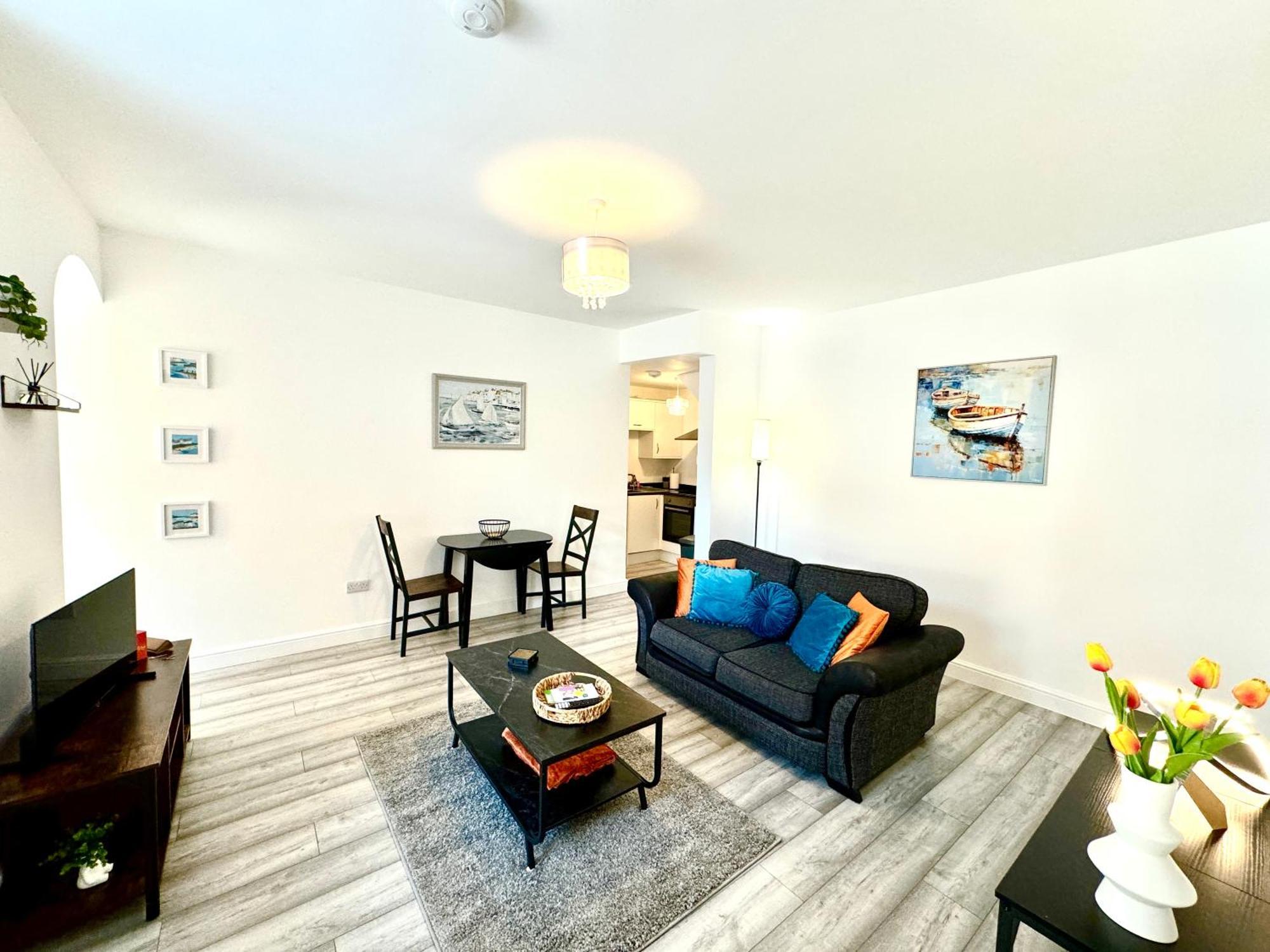 Stylish Flat In Heart Of